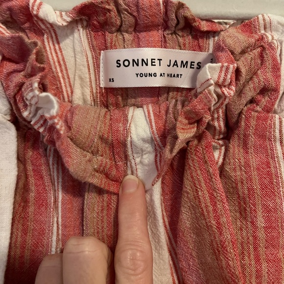 Sonnet James striped linen playsuit pink / red / cream - Picture 4 of 6